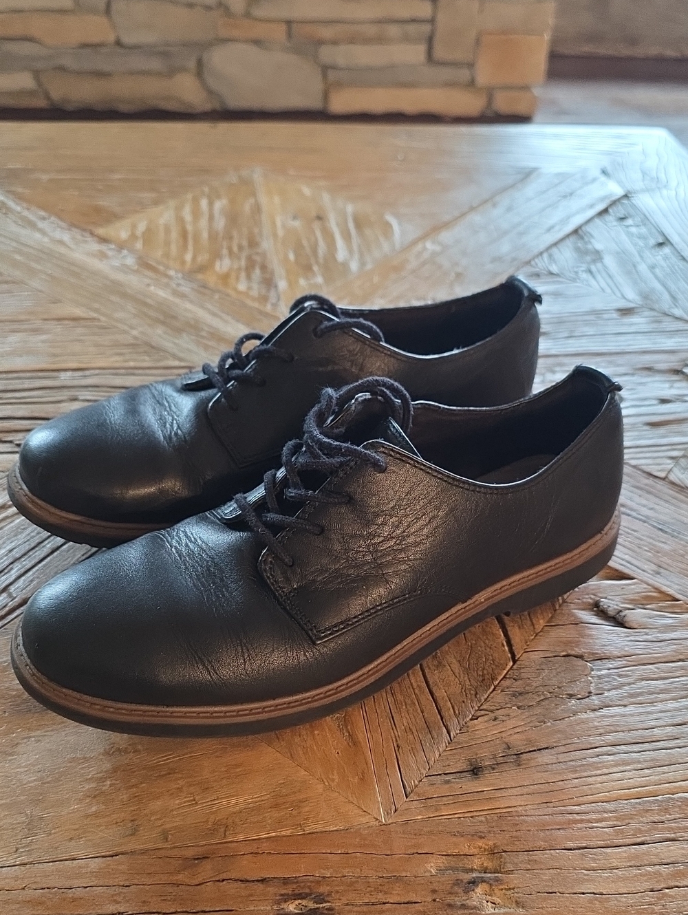 Clarks Collection black leather loafers 7.5